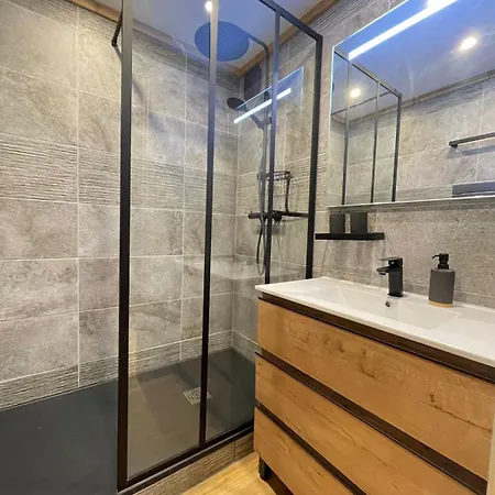 公寓 Schuss Sleek By Alpstays