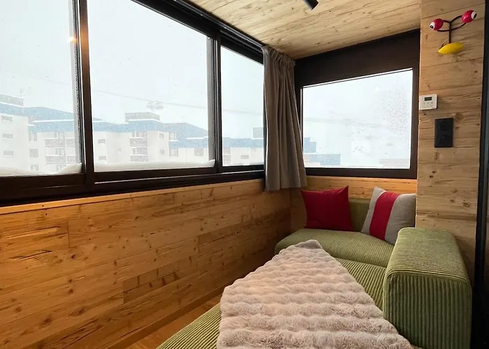 Schuss Sleek By Alpstays *