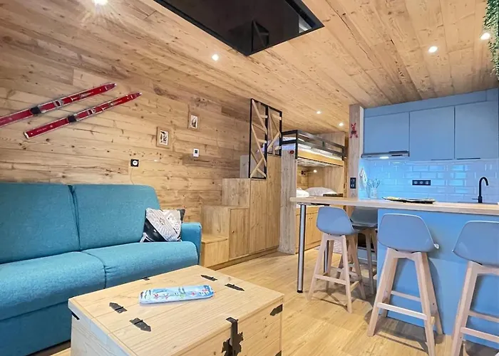 Schuss Sleek By Alpstays *